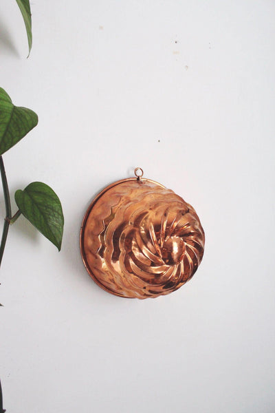 Vintage Copper Swirl Bundt Cake Mold Wall Hanging Pinwheel Rustic Farmhouse