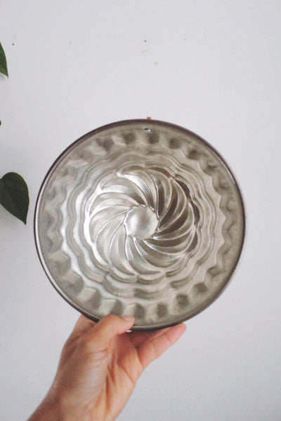 Vintage Copper Swirl Bundt Cake Mold Wall Hanging Pinwheel Rustic Farmhouse