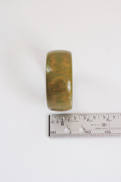 Vintage Creamed Spinach Olive Green Marbled Bakelite Bangle Bracelet Wide Chunky Swirl