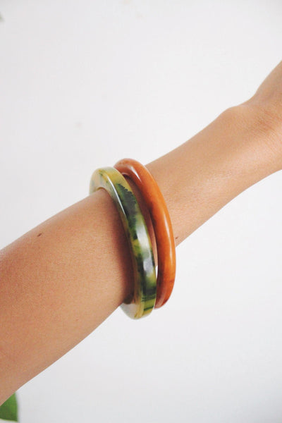 Vintage Bakelite Bangle Bracelets Green Marbled Butterscotch Orange Set Of 2