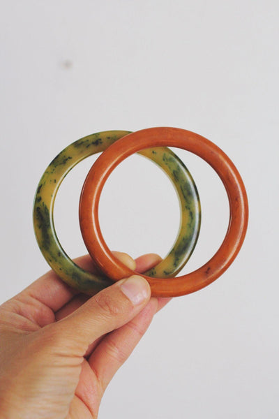 Vintage Bakelite Bangle Bracelets Green Marbled Butterscotch Orange Set Of 2