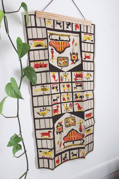 Vintage Suzie Davis Pennyslvania Dutch Folk Art Tea Towel Wall Hanging Mid-Century Linen