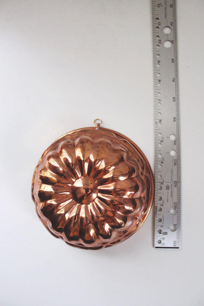 Vintage Copper Fluted Cake Jellow Mold Wall Hanging Rustic Farmhouse Kitchen Decor