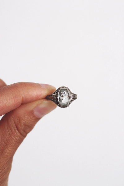 Vintage Art Deco 10K White Gold Filigree Ring Hexagon Cut Gemstone Size 4 Antique