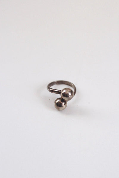 Vintage Sterling Silver Double Ball Bypass Ring Modernist Israel 925 Size 8.5 Minimalist