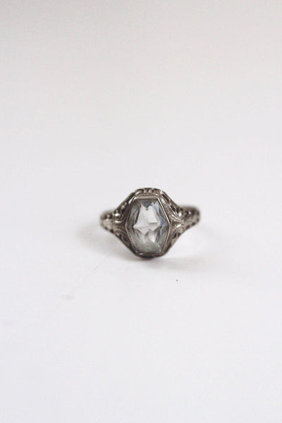 Vintage Art Deco 10K White Gold Filigree Ring Hexagon Cut Gemstone Size 4 Antique