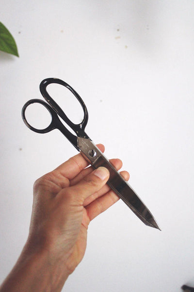 Vintage Case XX USA Tailor Dressmaker Scissors 8" Black Steel Shears Bradford PA Sewing Tool