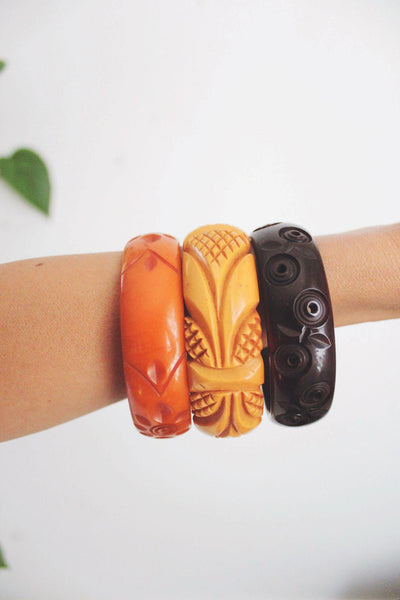 Vintage Carved Bakelite Bangles Bracelets Art Deco Set Of 3 Orange Butterscotch Brown Retro
