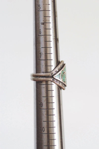 Vintage Sterling Silver Turquoise Chip Ring Fish Scale Inlay Mosaic Pattern Native American 7.75