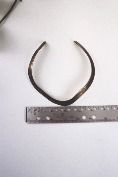 Minimalist Brass Torque Choker Necklace Wave Curved Collar Neck Cuff Vintage