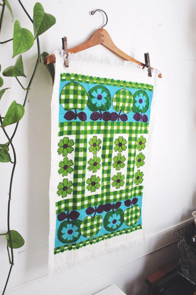 Vintage 70s Cannon Terrycloth Kitchen Dish Hand Towel Retro Mod Apple Gingham
