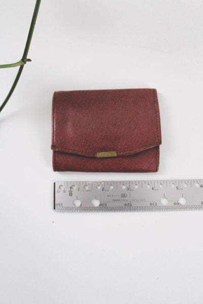 Vintage Compact Leather Tri-Fold Wallet Brass Retro Reddish Brown Patina Worn