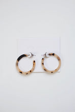 Load image into Gallery viewer, Sol Tortoise Hoops Earrings
