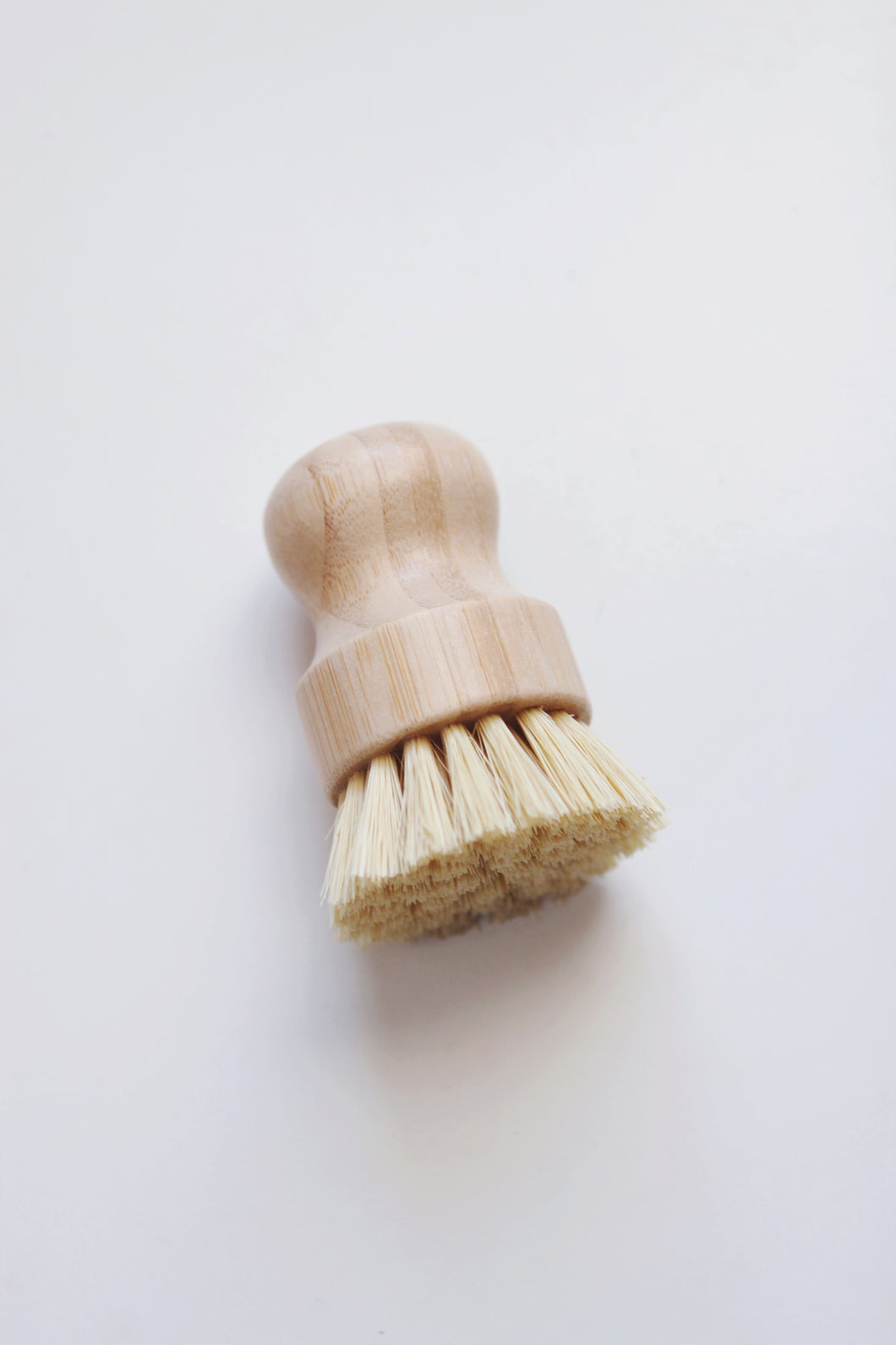 Bamboo Pot Brush - Sisal Fibre Dish Brush