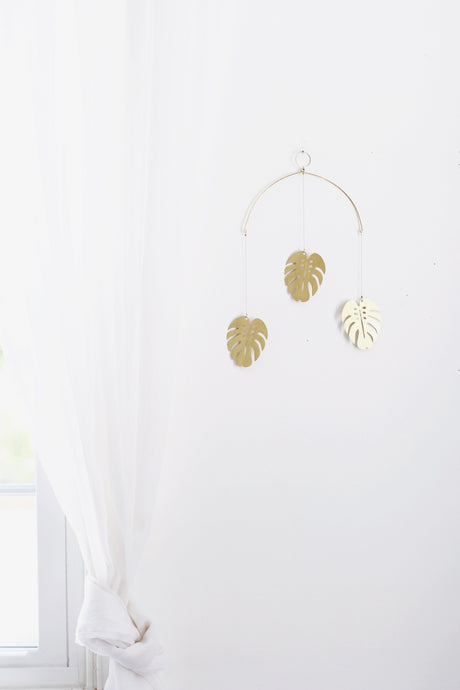 Monstera Leaf Brass Wall Hanging