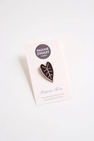 Heart Leaf Enamel Pin | Leaf Lapel Pin | Leaf Enamel Pin | Nature Pin | Leaf Badge | Black Leaf Pin | House Plant Pin | Plant Lapel Pin