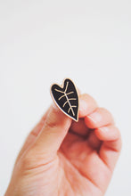 Load image into Gallery viewer, Heart Leaf Enamel Pin | Leaf Lapel Pin | Leaf Enamel Pin | Nature Pin | Leaf Badge | Black Leaf Pin | House Plant Pin | Plant Lapel Pin