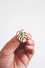 Load image into Gallery viewer, Monstera Enamel Pin | Monstera Pin | Monstera Leaf Pin | Leaf Lapel Pin | Leaf Enamel Pin | Nature Pin | Monstera Lapel | House Plant Pin