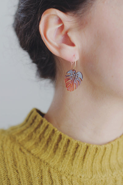 Small Monstera Leaf Acrylic Earrings | Leaf Earrings | Plant Earrings | Minimalist Earrings | Modern Jewelry | Acrylic Earrings