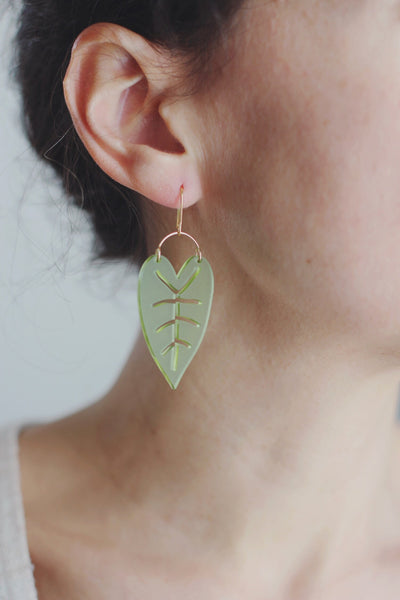 Heart Leaf Acrylic Earrings | Leaf Earrings | Plant Earrings | Minimalist Earrings | Modern Jewelry | Acrylic Earrings